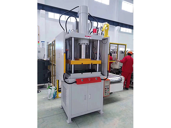 鋁制品沖邊機.jpg